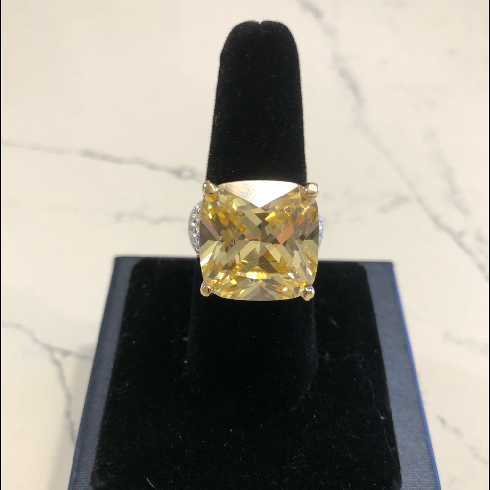 Lemon quartz dazzle!!! NWOB